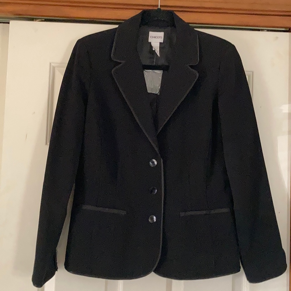 Chico’s Silky Blazer